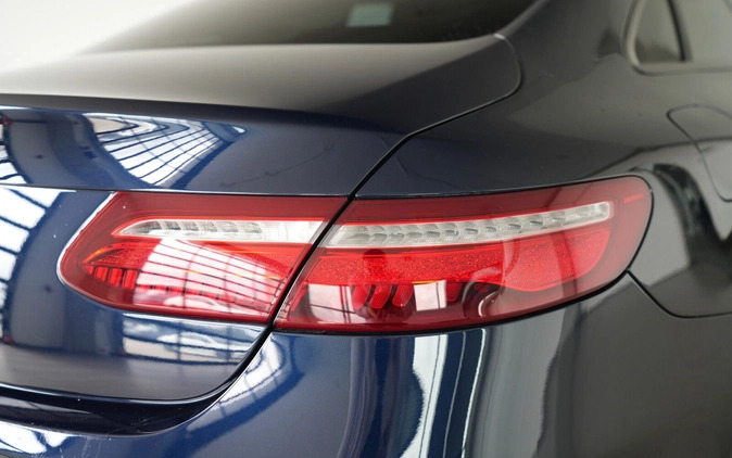 Mercedes-Benz Klasa E cena 159900 przebieg: 121530, rok produkcji 2018 z Kalisz Pomorski małe 497